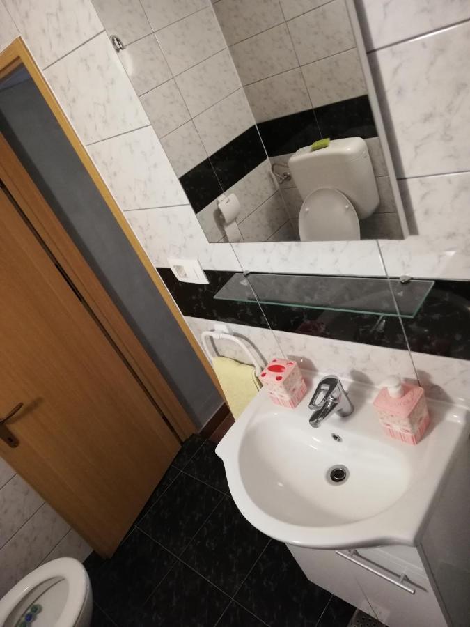 Apartman Cvita Tkon Dış mekan fotoğraf