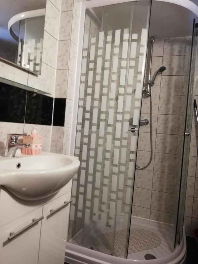 Apartman Cvita Tkon Dış mekan fotoğraf