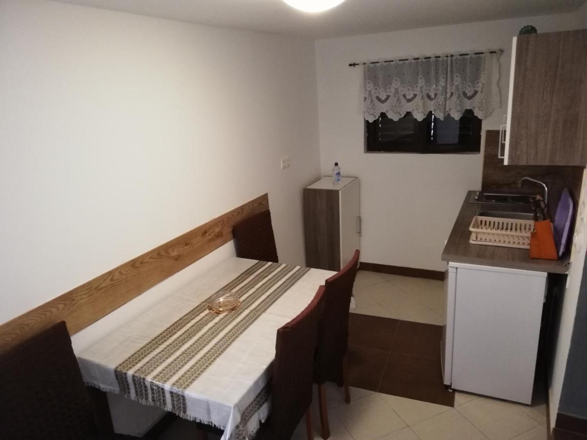Apartman Cvita Tkon Dış mekan fotoğraf