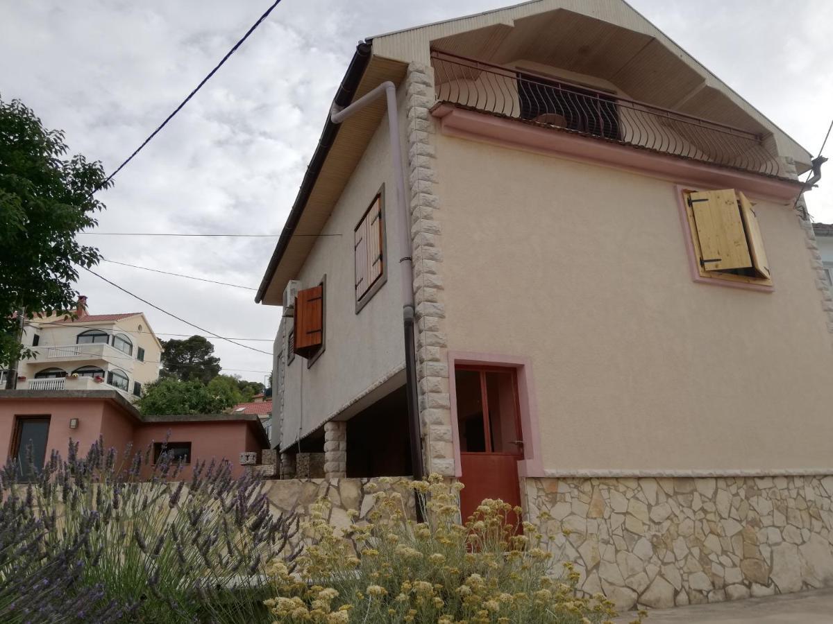 Apartman Cvita Tkon Dış mekan fotoğraf